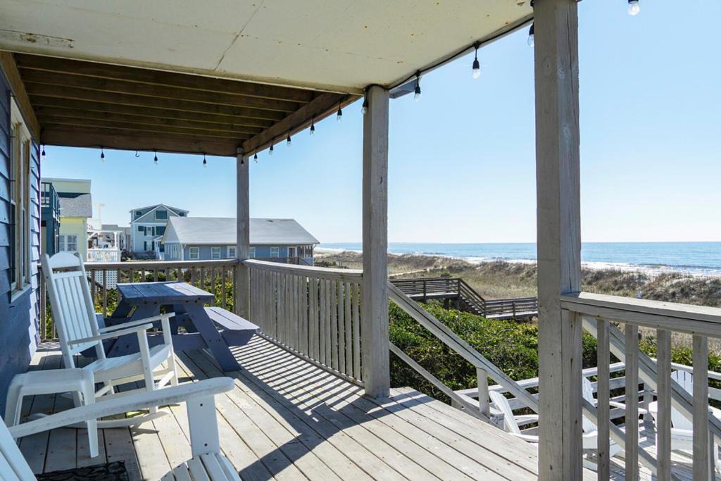 Yaupon Beach House | 1 4 Us by Oak Island Accommodations