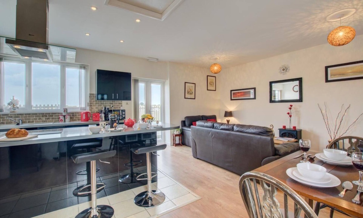 Irstead House | 1 Bed in Blofield Heath (oc-1468)