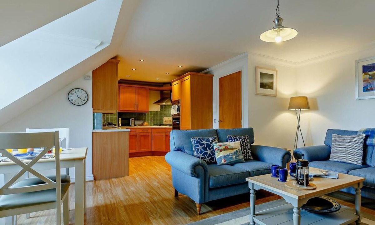 Carlyon Bay Apartment | 1 Bed in Carlyon Bay (oc-00293)