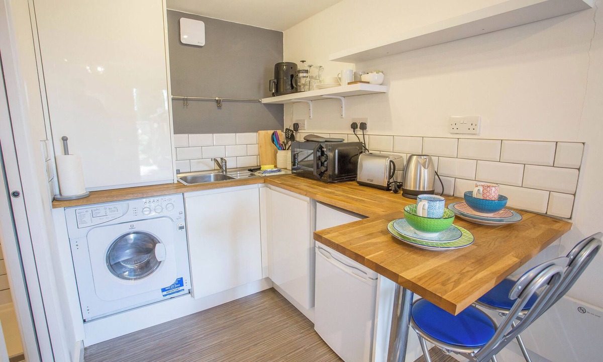 Marlow Cabin | 1 Bed Studio/Annex Cabin