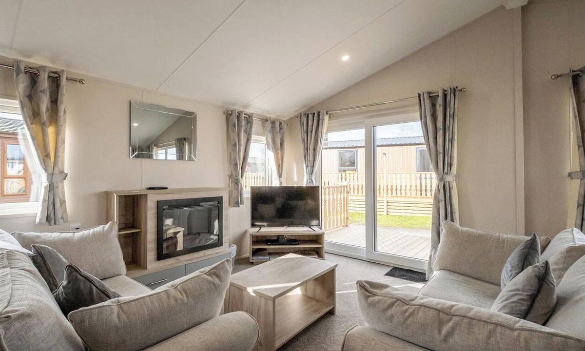Carnforth Ski Chalet | 1 bedroom accommodation in Carnforth