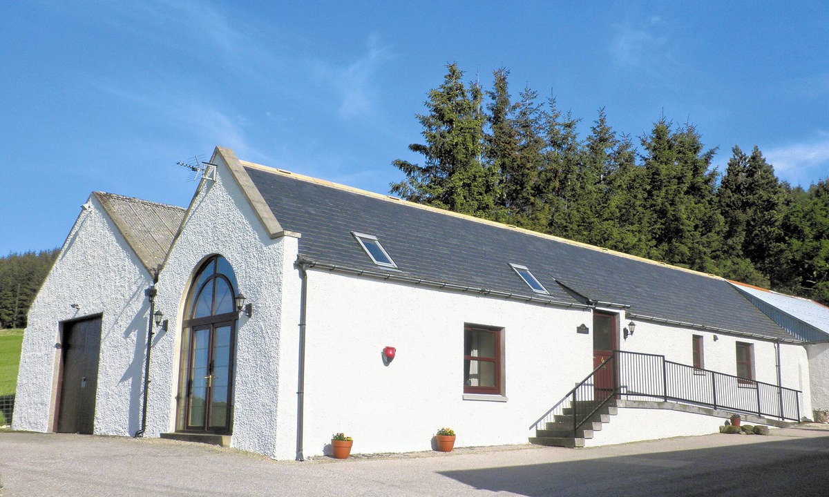 Banff Cottage | 1 bedroom accommodation in Fordyce