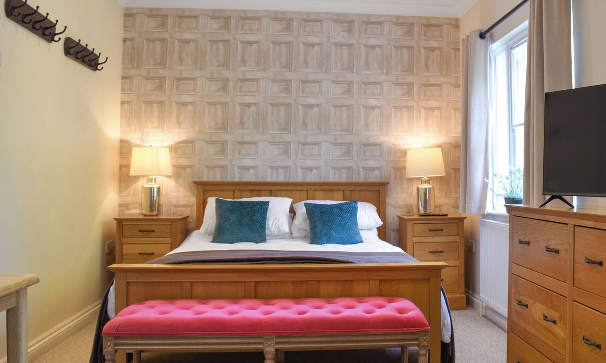 Thame Cottage | 1 bedroom accommodation in Tetsworth, near Oxford