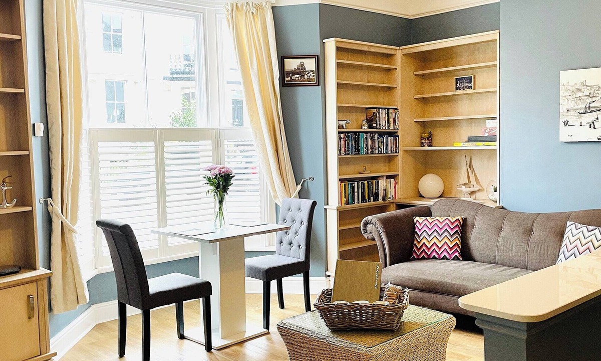 West Cliff Cottage | 1 bedroom accommodation in Whitby