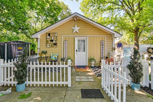 Terry Sanford Apartment | 1 Mi to Dtwn: Fayetteville Studio w/Patio