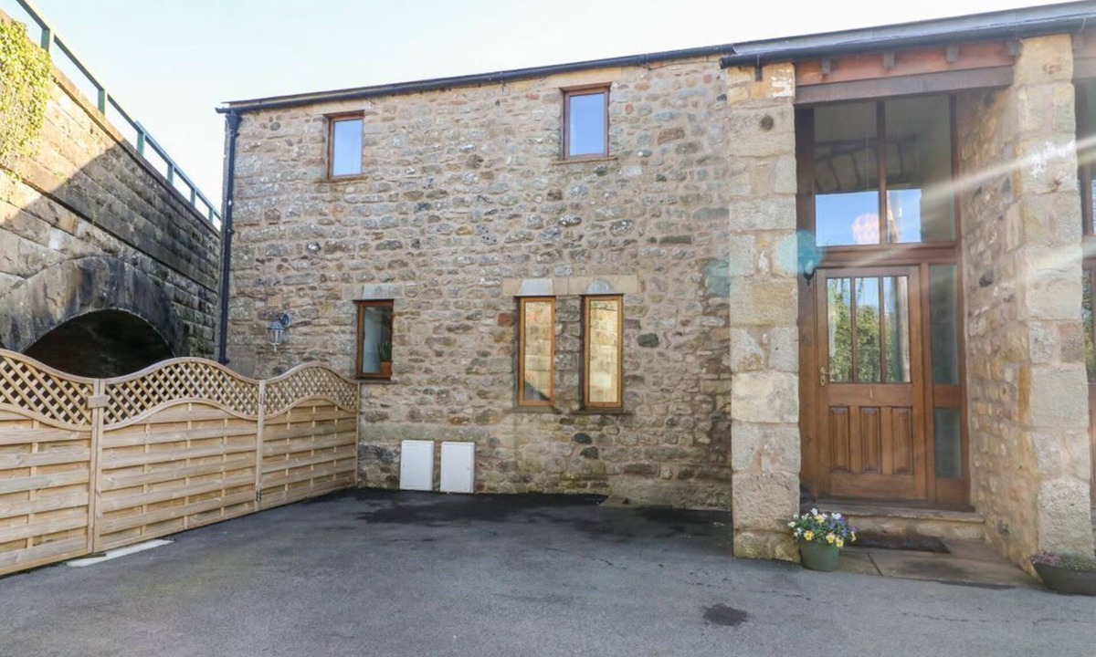 Carnforth House | 1 Netherbeck Barn, Carnforth