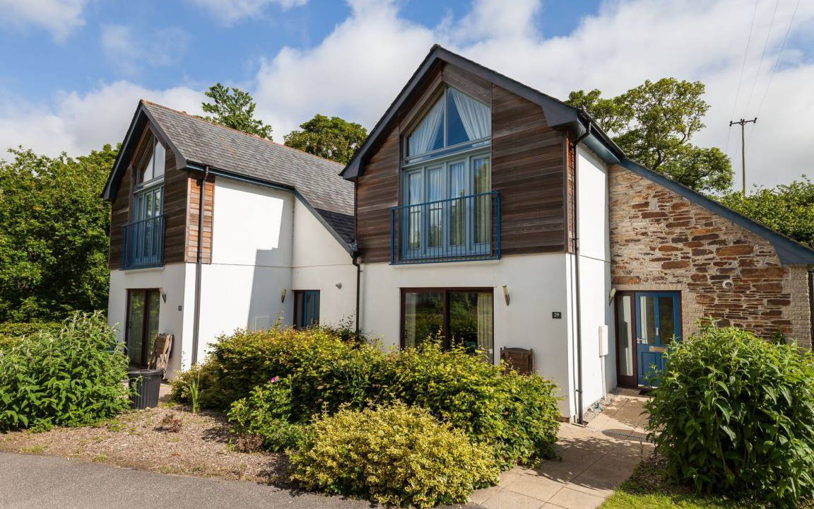 Carnon Downs Other | 100 m² Accommodation ∙ 2 bedrooms ∙ 4 guests