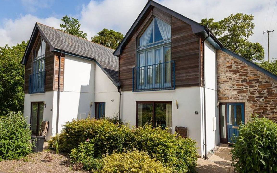 Carnon Downs Other | 100 m² Accommodation ∙ 2 bedrooms ∙ 4 guests