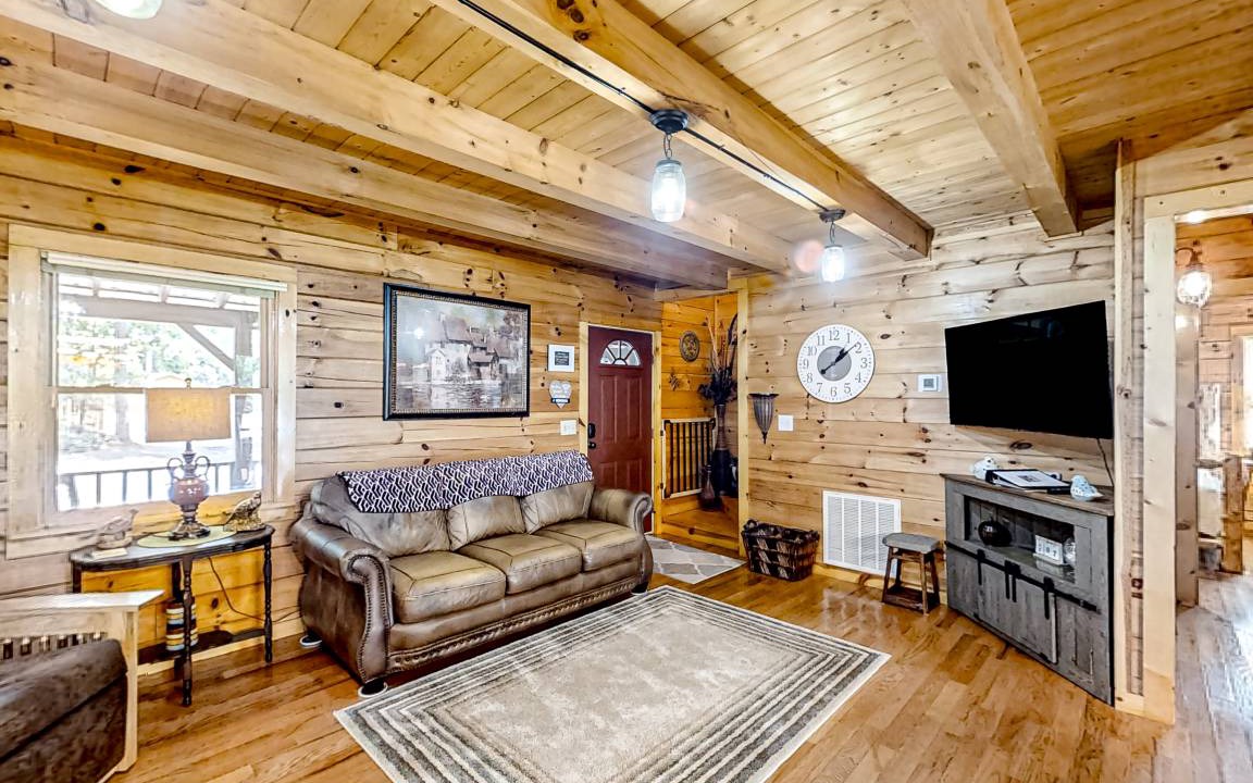 Murphy Cabin | 103 m² Cabin ∙ 2 bedrooms ∙ 6 guests