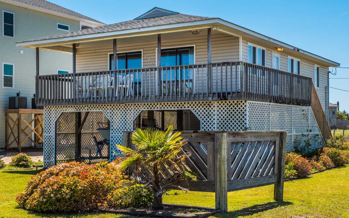 Topsail Beach House | 104 m² House ∙ 3 bedrooms ∙ 6 guests