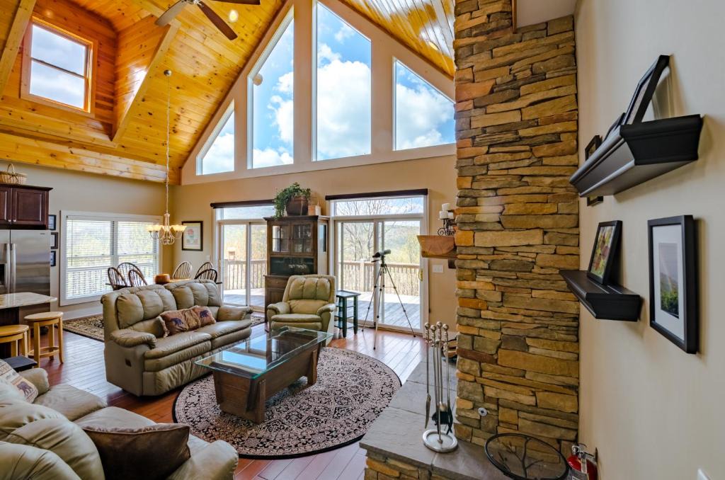 Beech Mountain House | 104 Thistle Do Nicely