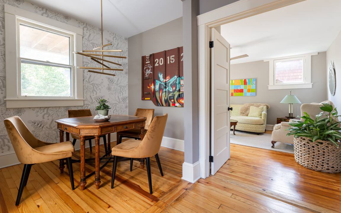 Historic Montford House | 106 m² House ∙ 2 bedrooms ∙ 4 guests