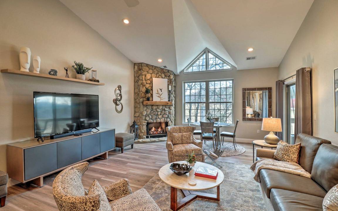 Lake Lure Apartment | 109 m² Apartment ∙ 2 bedrooms ∙ 6 guests
