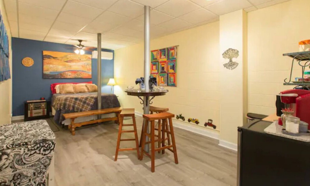 Skyland House | 10min to downtown Asheville with long range views