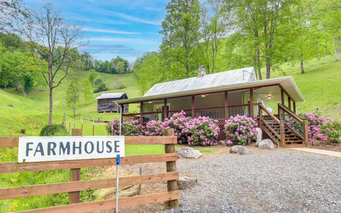Mars Hill House | 111 m² House ∙ 1 bedroom ∙ 4 guests