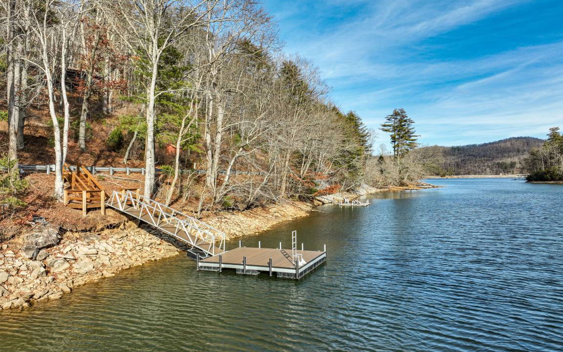 Cullowhee House | 111 m² House ∙ 2 bedrooms ∙ 6 guests