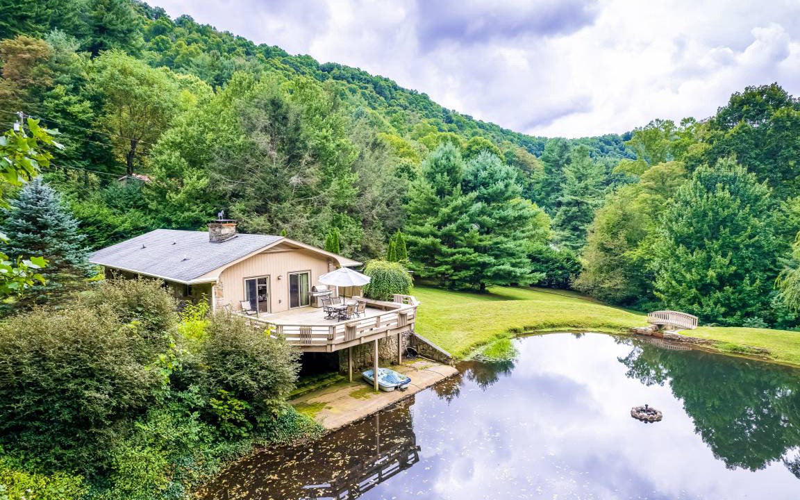 Waynesville House | 112 m² House ∙ 2 bedrooms ∙ 6 guests