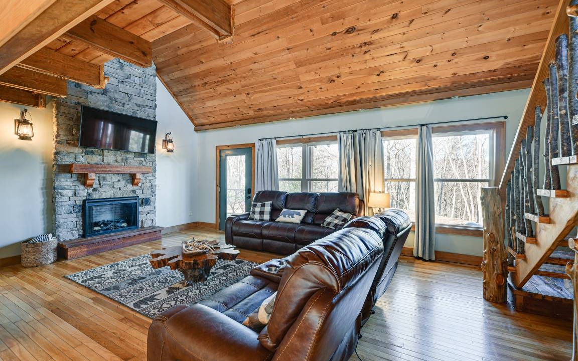 Bryson City House | 120 m² House ∙ 3 bedrooms ∙ 6 guests