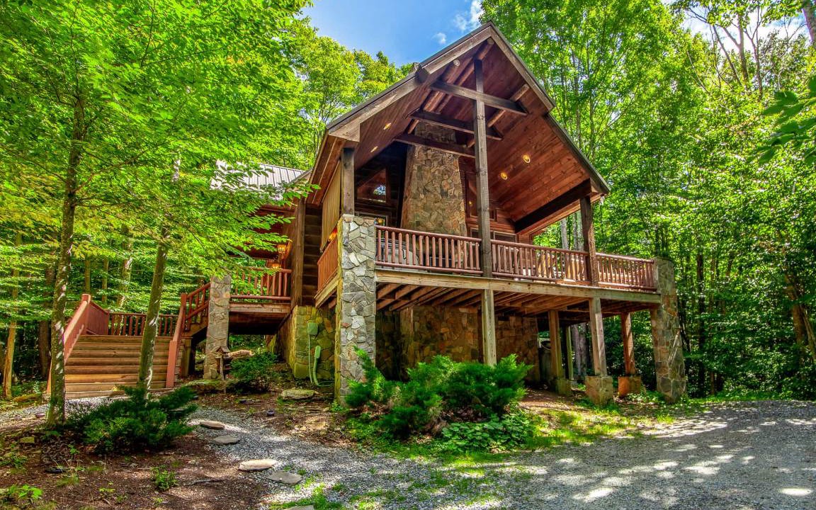 Banner Elk Cabin | 122 m² Cabin ∙ 3 bedrooms ∙ 6 guests