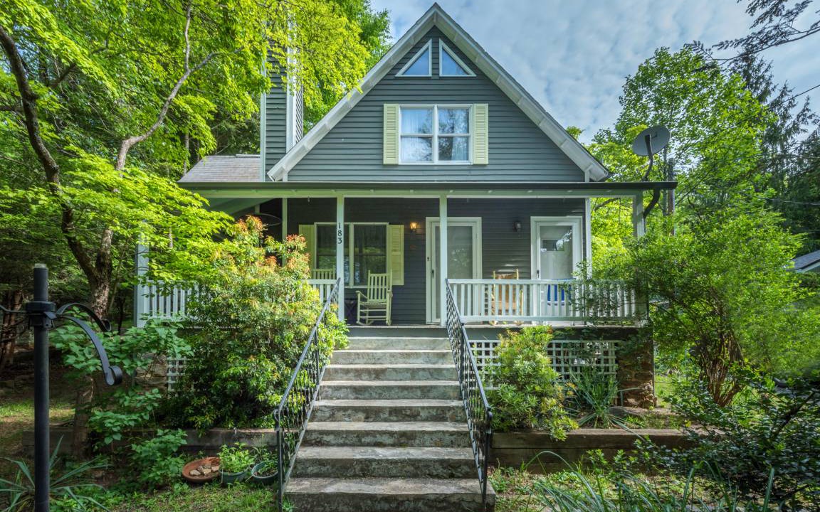 Montreat House | 127 m² House ∙ 4 bedrooms ∙ 9 guests