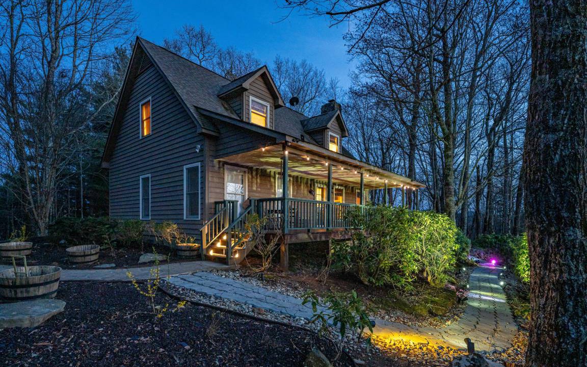 Scaly Mountain House | 134 m² House ∙ 2 bedrooms ∙ 4 guests