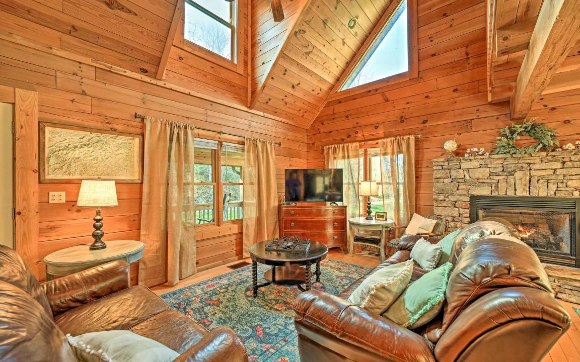 Bryson City House | 139 m² House ∙ 3 bedrooms ∙ 7 guests