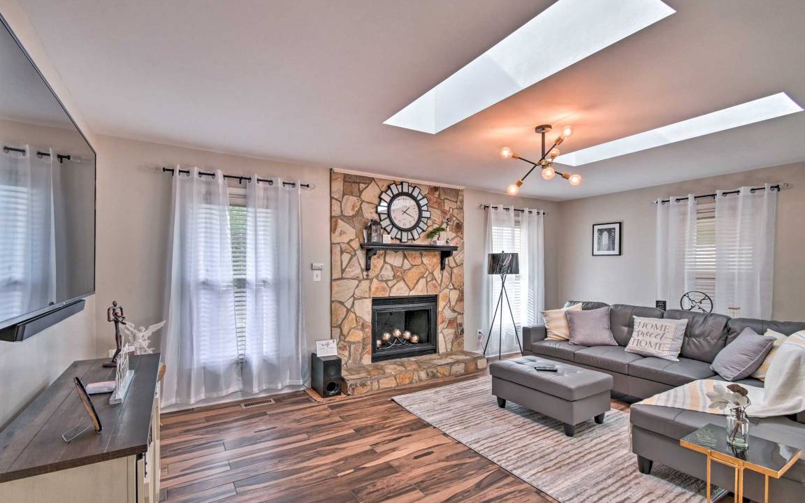 Fayetteville House | 139 m² House ∙ 3 bedrooms ∙ 8 guests