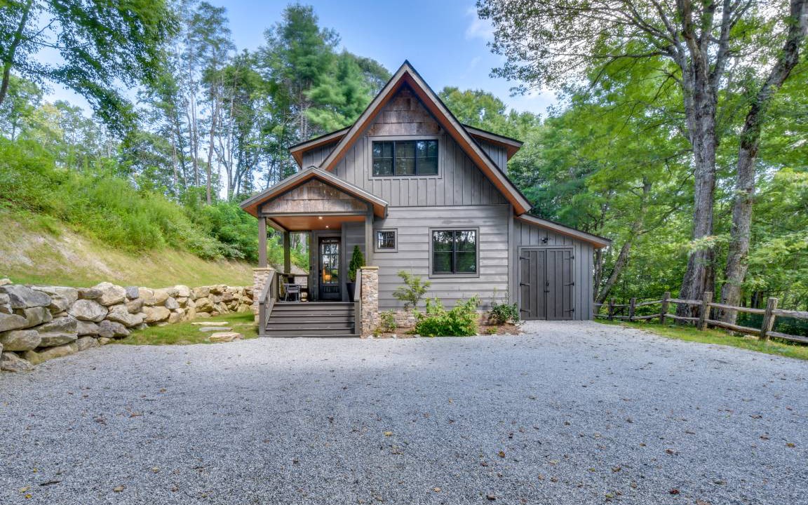 Glenville Cottage | 143 m² Cabin ∙ 2 bedrooms ∙ 6 guests