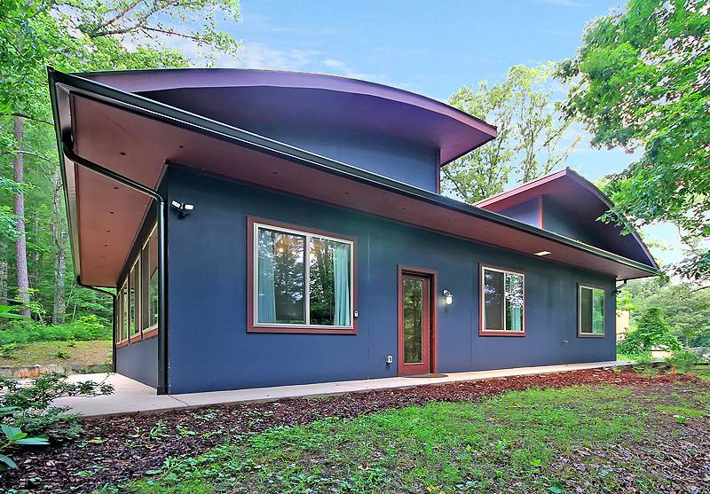Bent Creek House | 143 m² House ∙ 3 bedrooms ∙ 6 guests