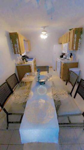Fayetteville House | 149 m² House ∙ 3 bedrooms ∙ 10 guests