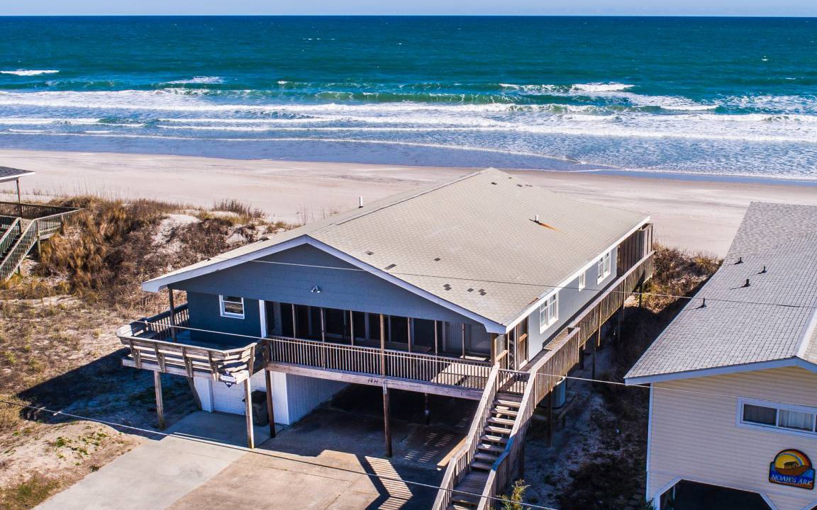 Topsail Beach House | 150 m² House ∙ 4 bedrooms ∙ 8 guests