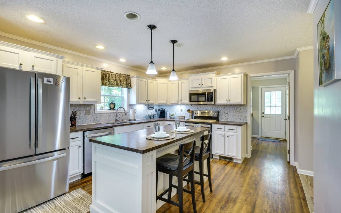Hillsborough House | 167 m² House ∙ 3 bedrooms ∙ 6 guests