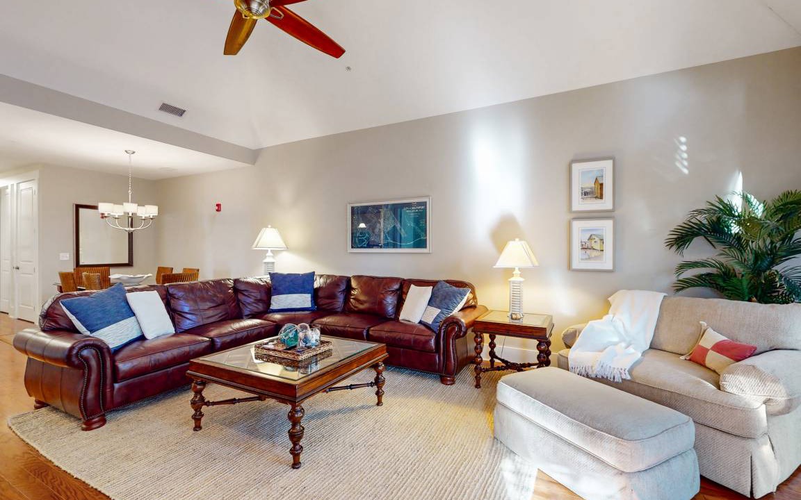 St. James Condo | 179 m² Condo ∙ 3 bedrooms ∙ 6 guests