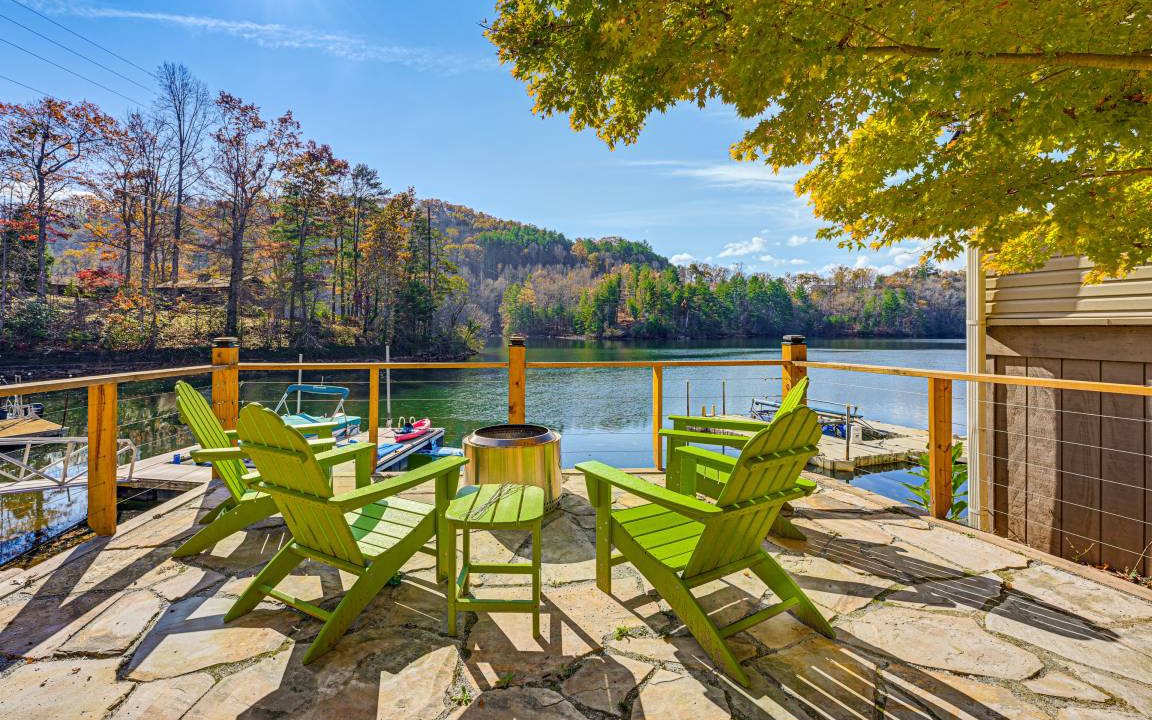 Robbinsville Cottage | 185 m² Cabin ∙ 4 bedrooms ∙ 8 guests