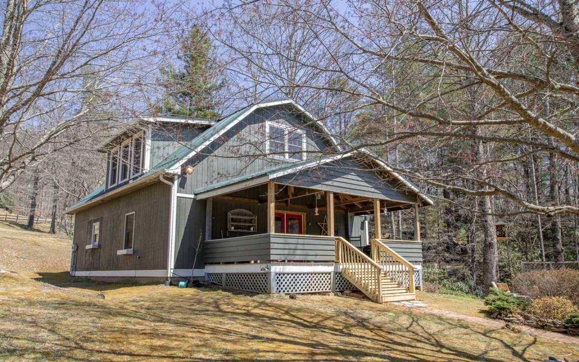 Apple Ridge Cabin | 193 m² Cabin ∙ 3 bedrooms ∙ 8 guests
