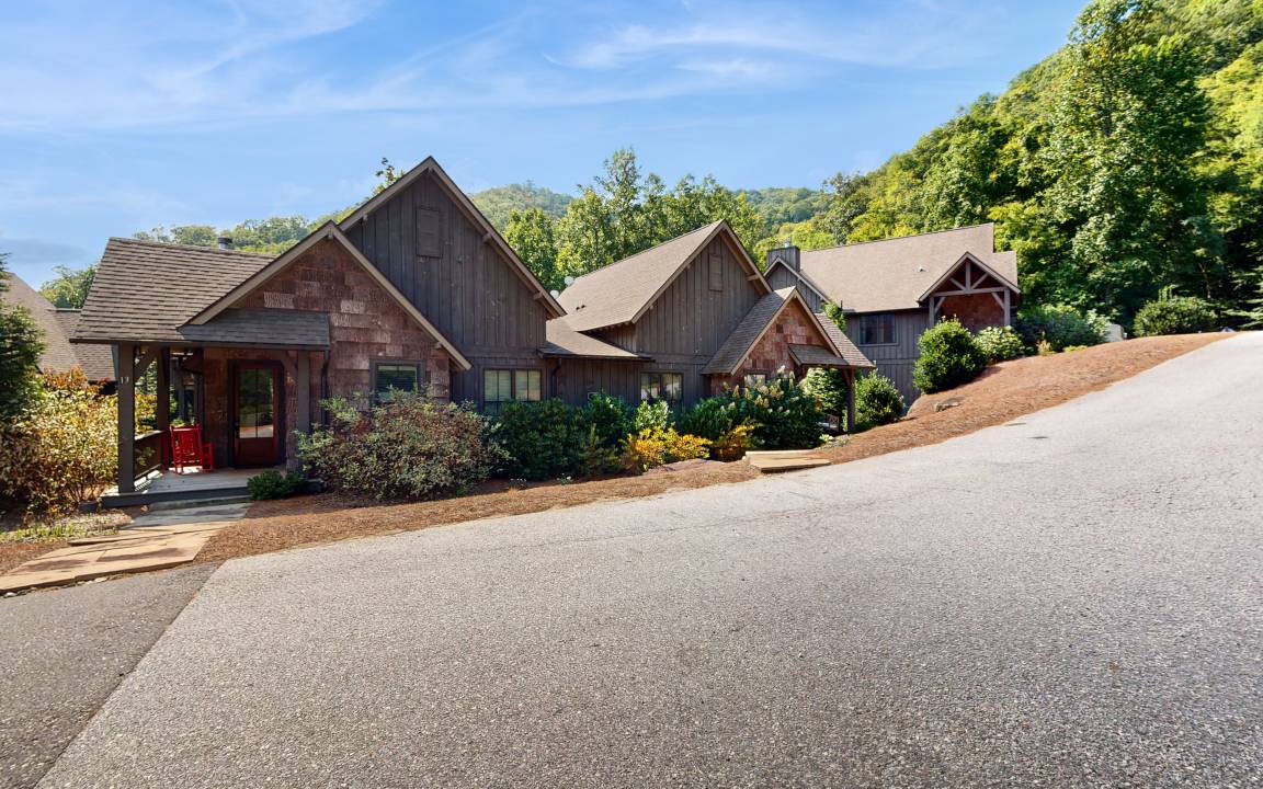 Bear Lake Reserve House | 196 m² House ∙ 4 bedrooms ∙ 11 guests