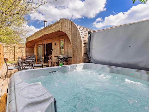 Westleigh Cabin | 2 Bed in Bideford oc-41130
