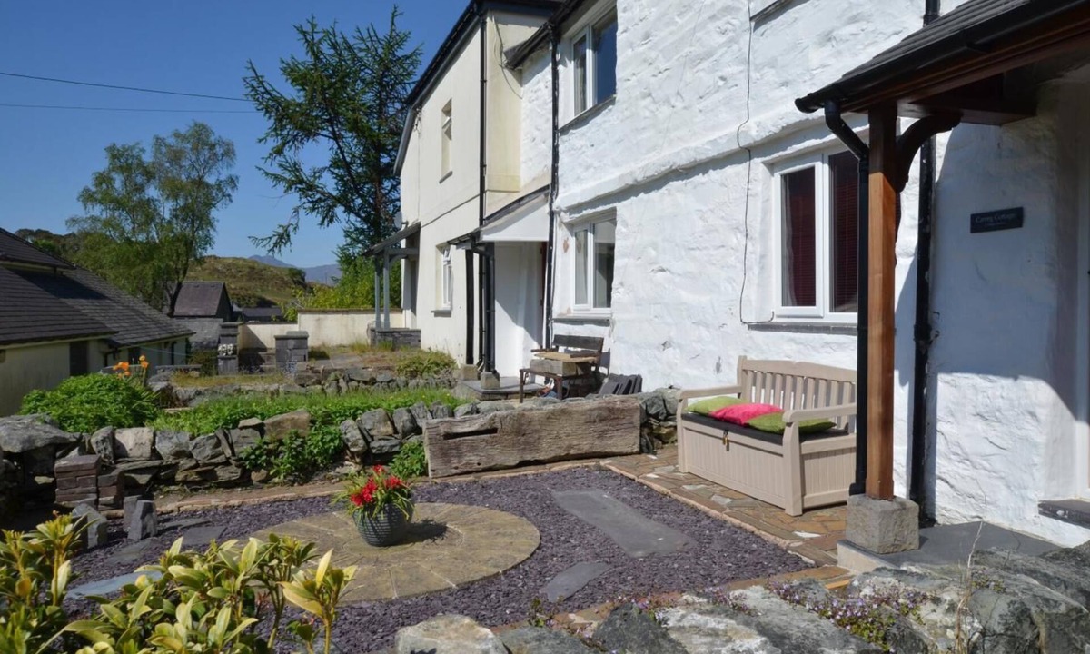 Capel-Curig Cottage | 2 Bed in Capel Curig (oc-wag576)