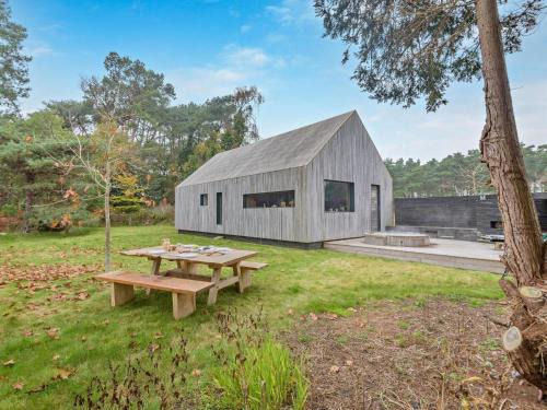 New Forest District Cabin | 2 Bed in Lymington oc-95021