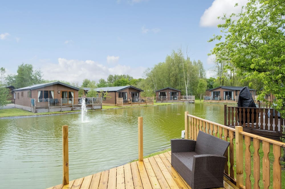 Carnforth Ski Chalet | 2 bedroom accommodation in Carnforth