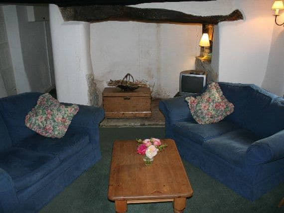 Studland Cottage | 2 bedroom accommodation in Studland