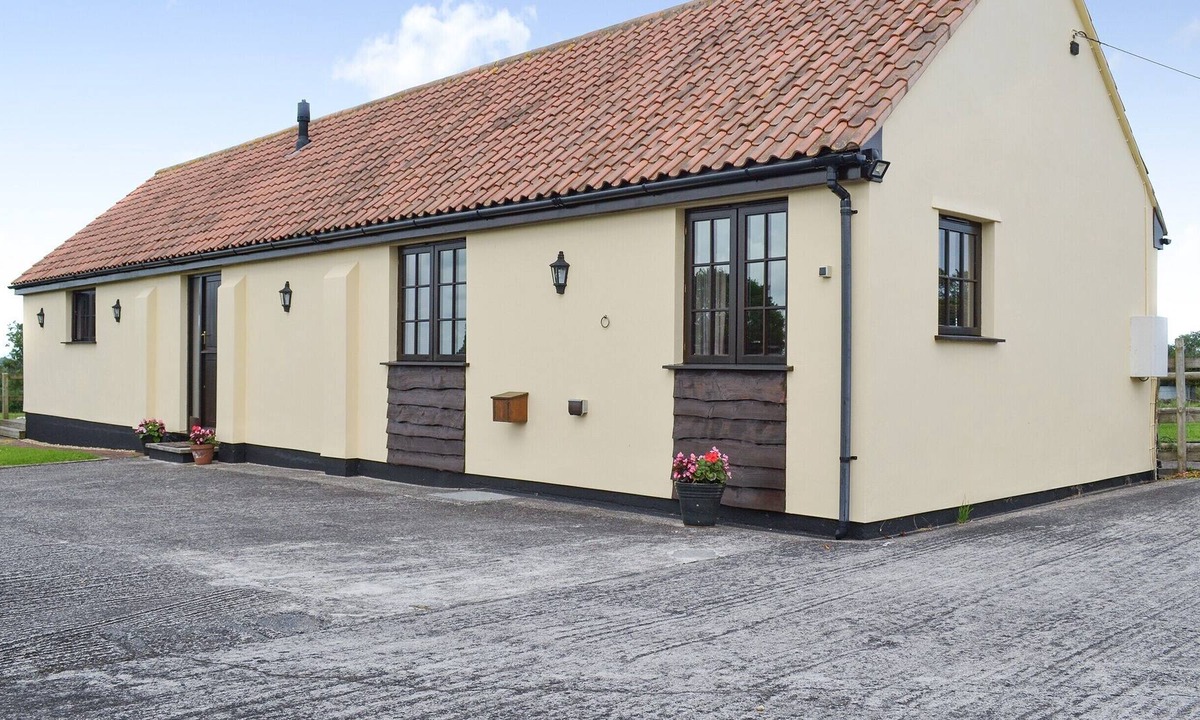 Axbridge Cottage | 2 bedroom accommodation in Chapel Allerton, near Cheddar