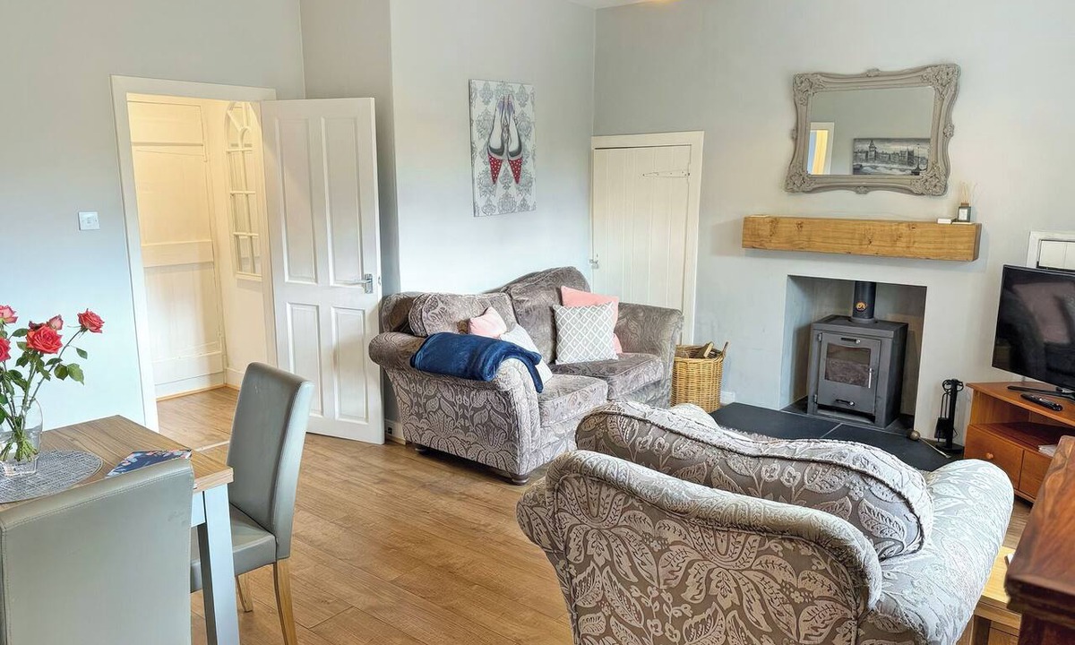 Melrose Cottage | 2 bedroom accommodation in Leaderfoot