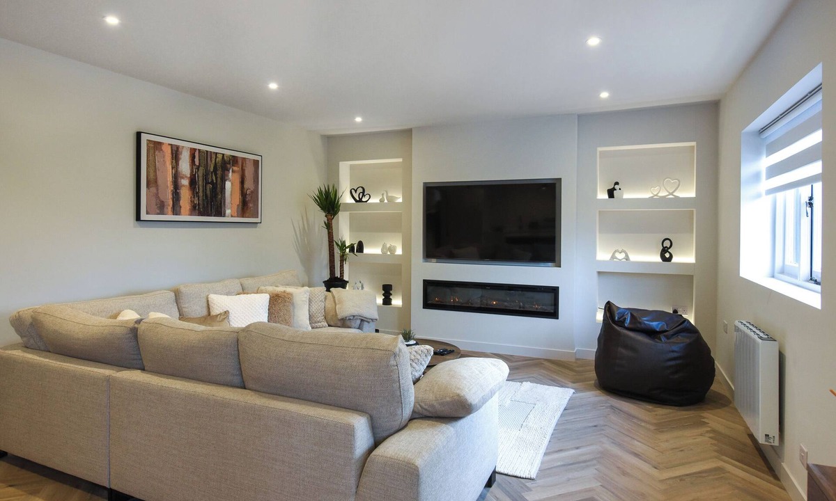 Chirk Cottage | 2 bedroom accommodation in Chirk, near Llangollen