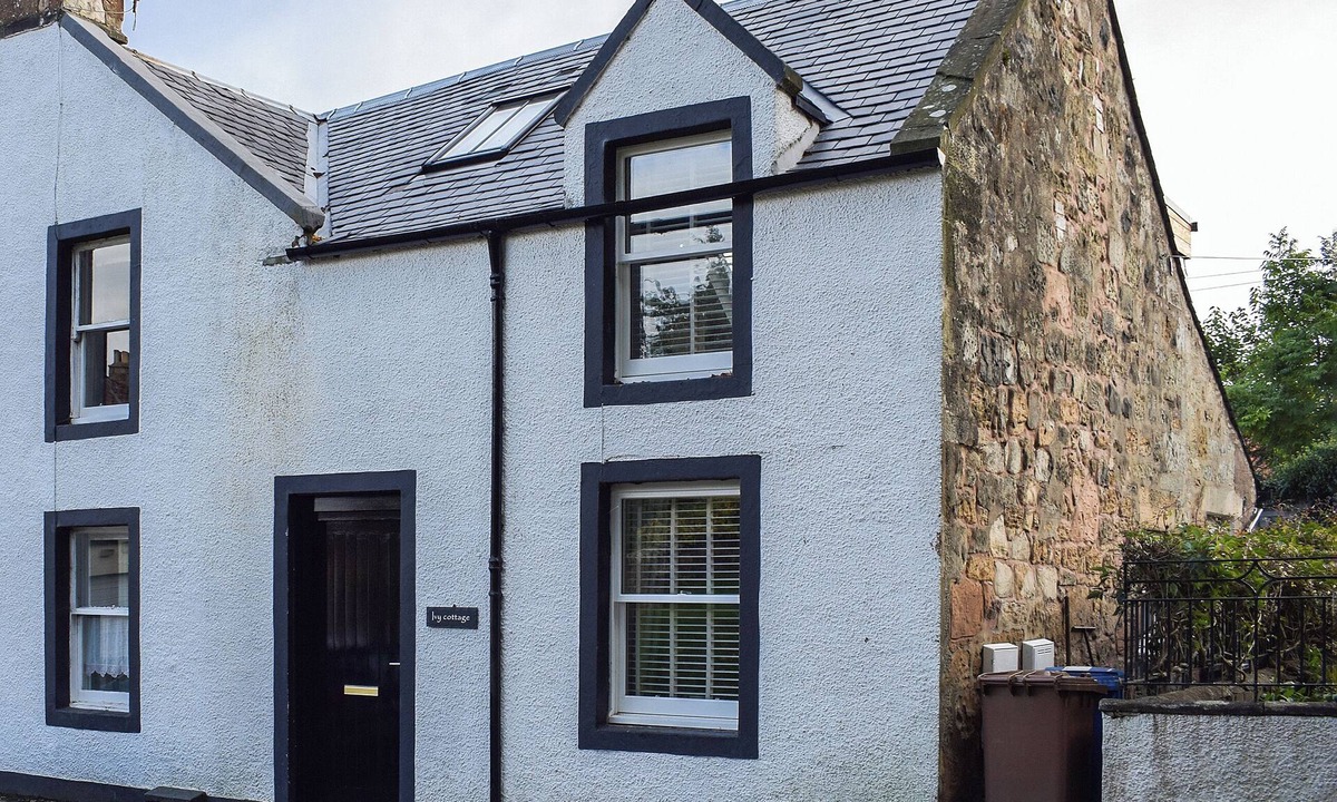 Falkland Cottage | 2 bedroom accommodation in Falkland, near Cupar