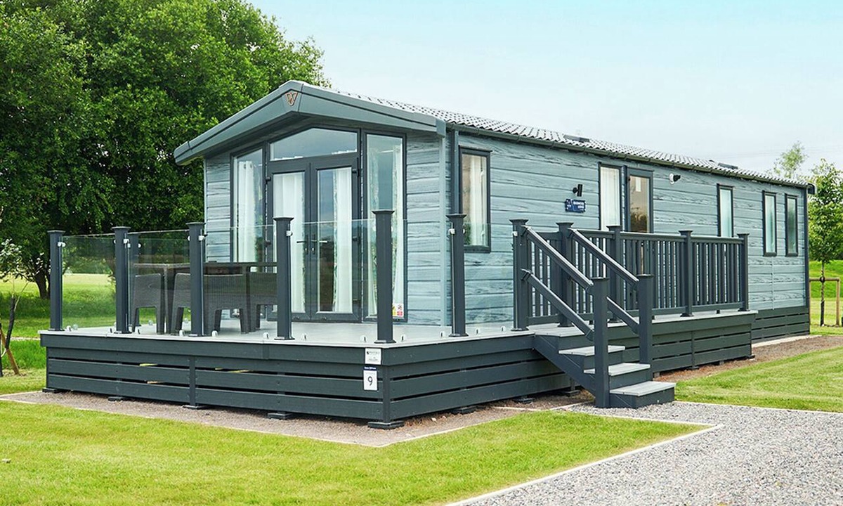 Plaitford House | 2 bedroom accommodation in Landford, Nr Salisbury