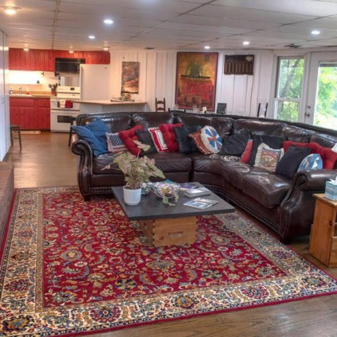 Cullowhee Apartment | 2 Bedroom Apartment overlooks WCU and Cullowhee NC - Smoke and Pet free