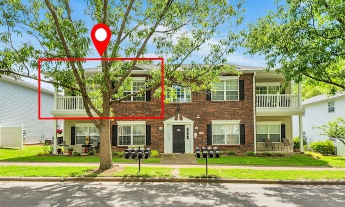 Cornelius Condo | 2 Bedroom Lake Norman Condo POOL