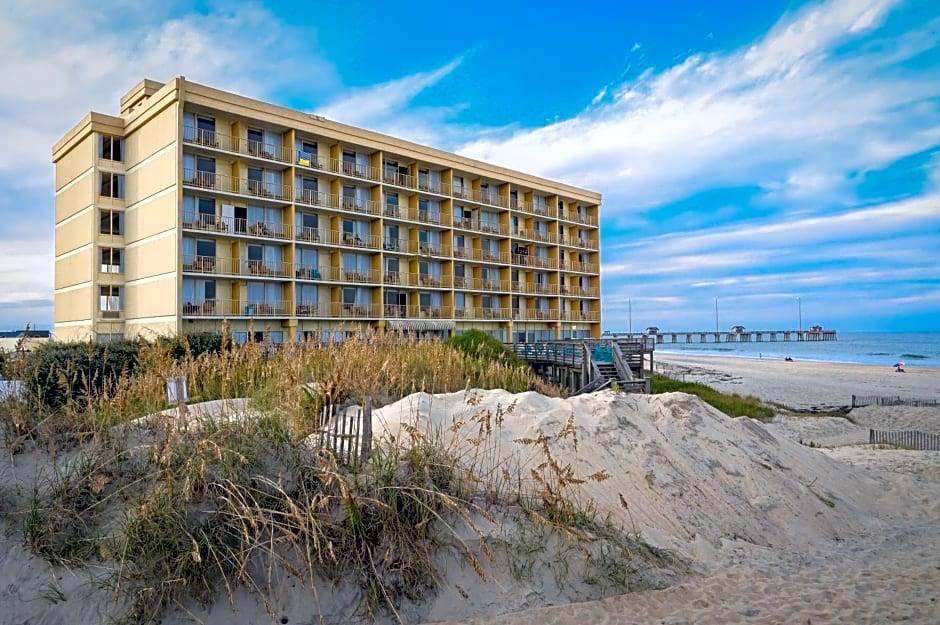 South Nags Head Hotel | 2-Star Hotel ∙ Comfort Inn South Oceanfront