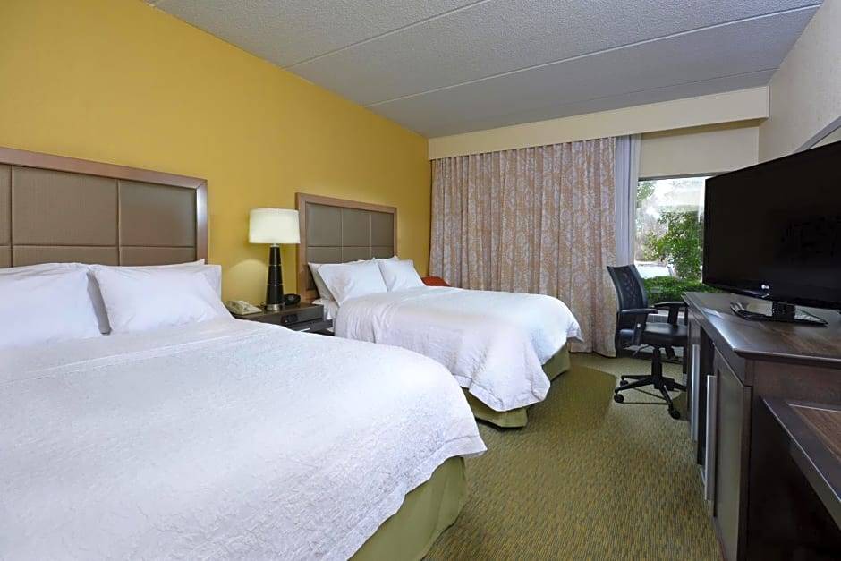 Wake Forest Hotel | 2-Star Hotel ∙ Hampton Inn Raleigh/Town of Wake Forest